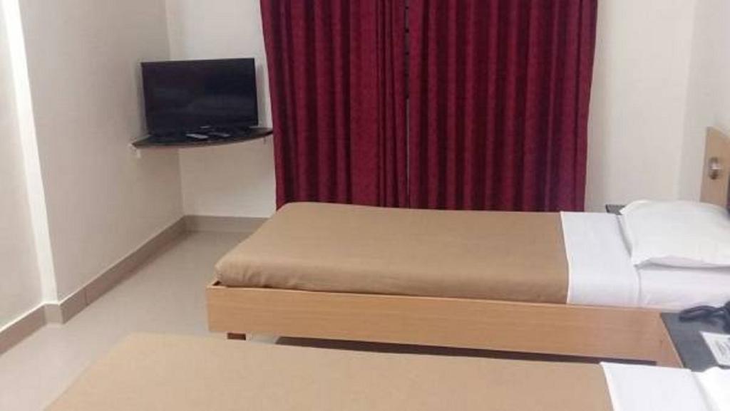 Hotel Sheetal Palace Poona Buitenkant foto